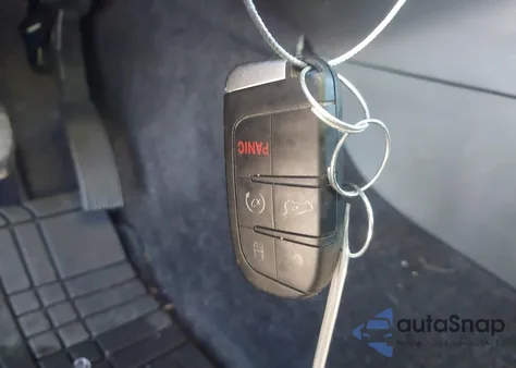 2018 Jeep Grand Cherokee Altitude 4X4 из США, поврежденный, VIN 1C4RJFAG4JC388918